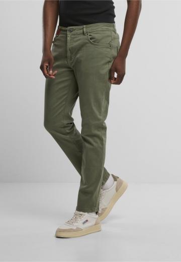 Узкие джинсы