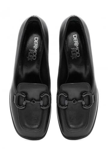 Туфли с высоким носом