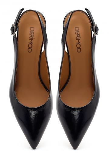 Туфли на высоком каблуке