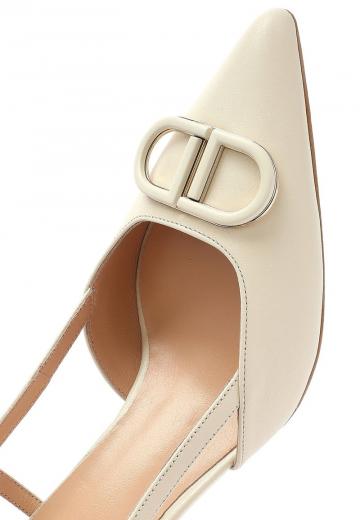 Туфли на высоком каблуке