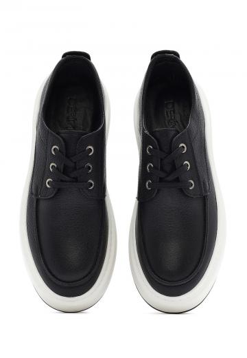 Ботинки на шнуровке