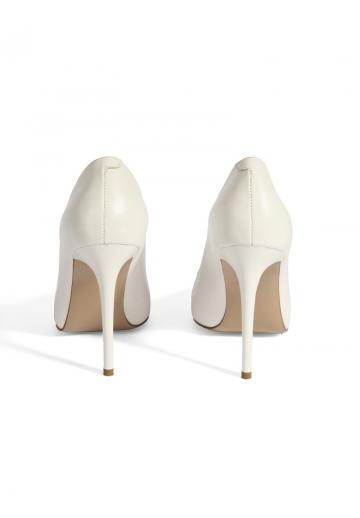 Туфли на высоком каблуке