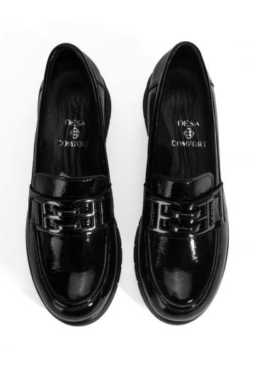 Туфли с высоким носом