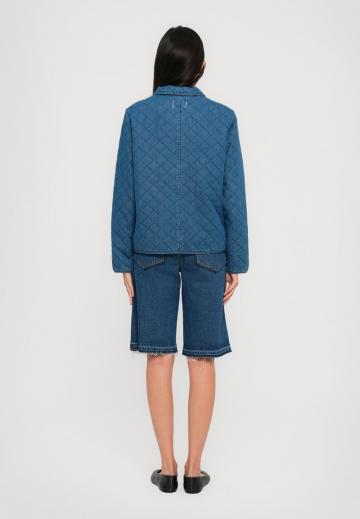 Джинсовая куртка