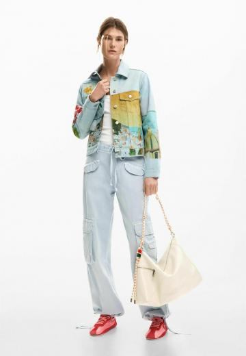 Джинсовая куртка