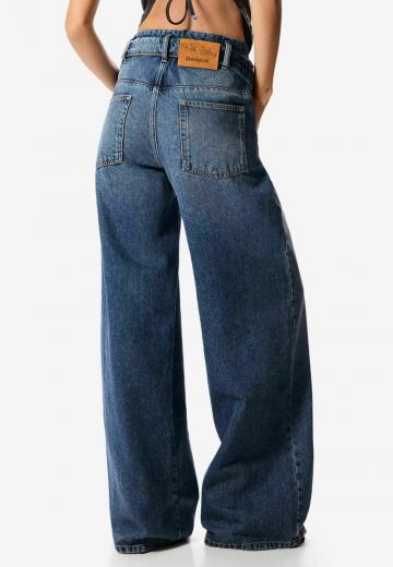 Свободные джинсы