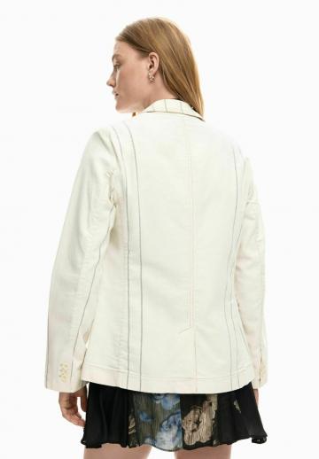 Блейзер с накладными карманами