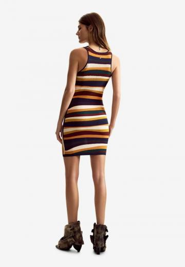 Платье футляр