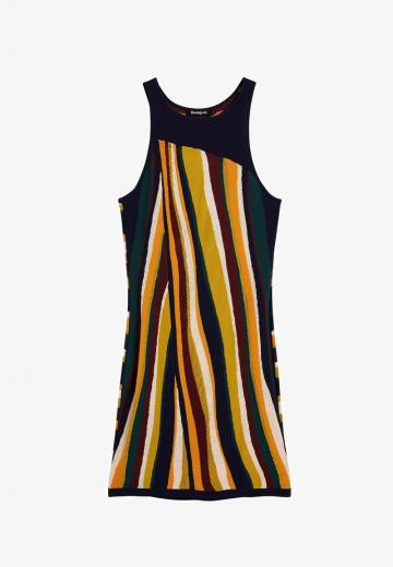 Платье футляр