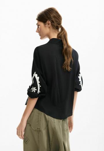 Блузка-рубашка