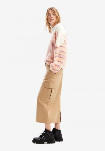 Юбка с накладными карманами