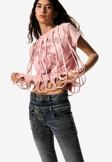 Клешеные джинсы