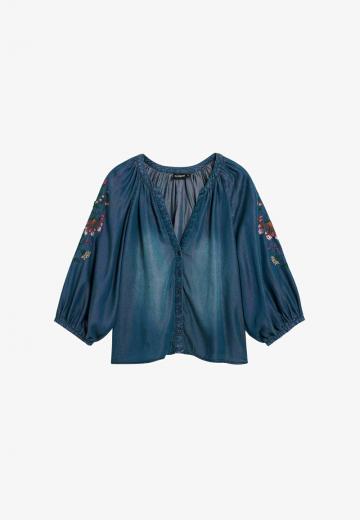 Джинсовая блузка