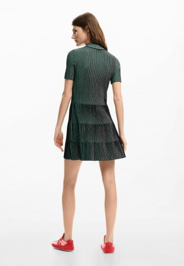 Короткое платье