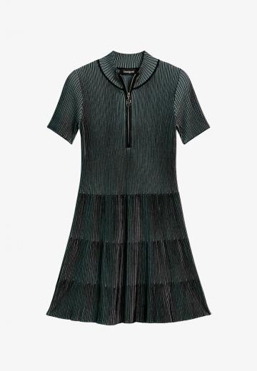 Короткое платье