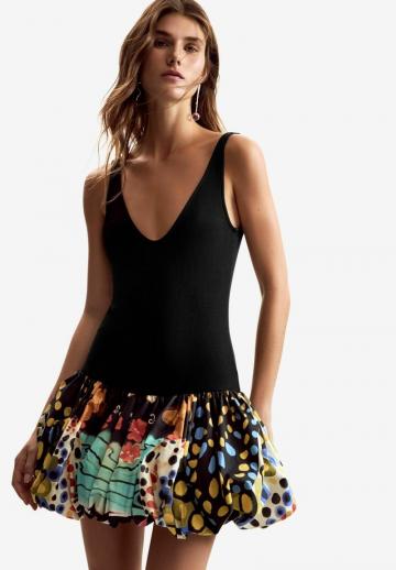 Вязаное платье