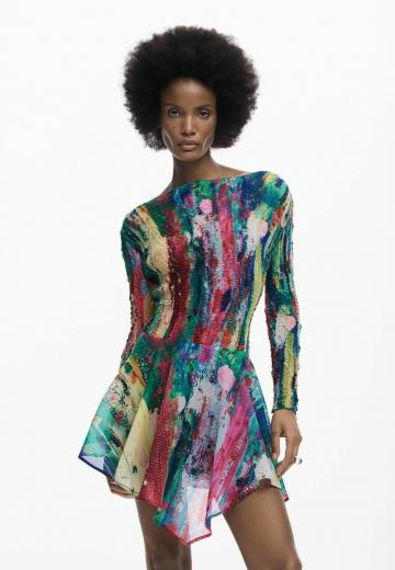 Короткое платье