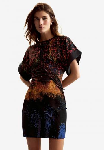 Короткое платье