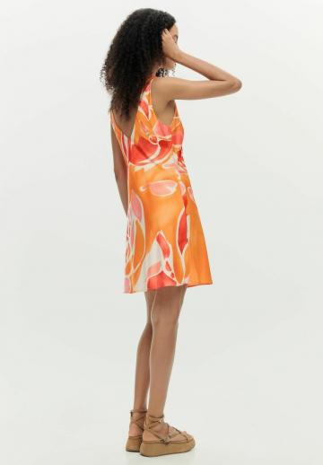 Короткое платье