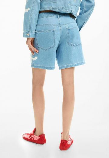 Джинсовые шорты