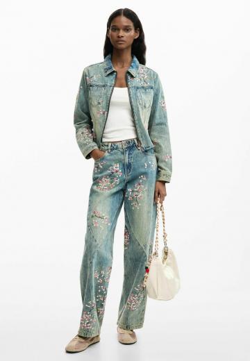 Свободные джинсы