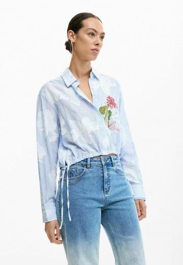 Короткие джинсы