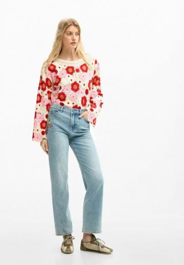 Прямые джинсы