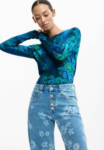 Короткие джинсы