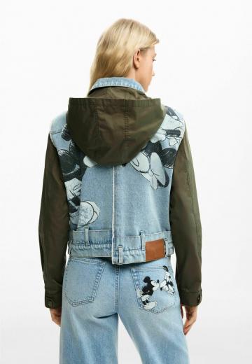 Джинсовая куртка