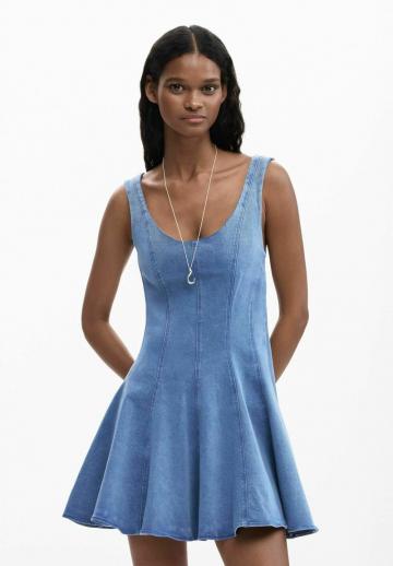 Джинсовое платье