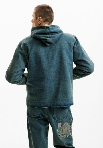 Джинсовая куртка