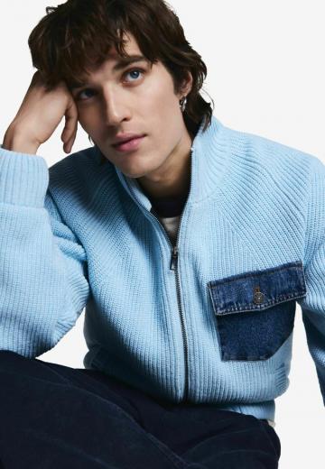 Вязаная кофта