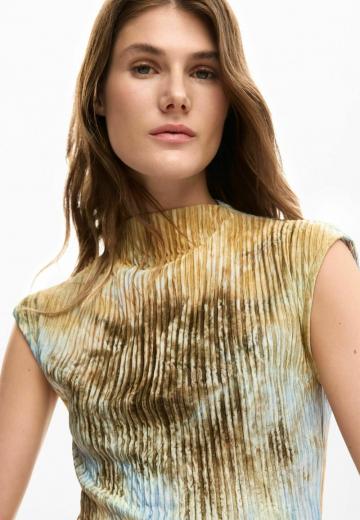 Короткое платье