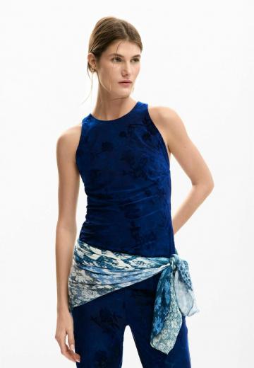 Блузка без рукавов