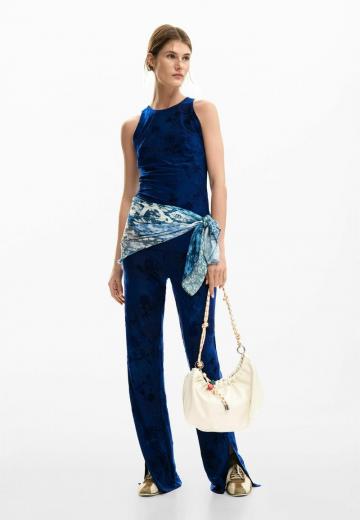 Блузка без рукавов