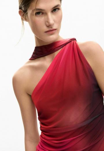 Блузка без рукавов