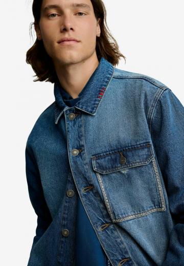 Джинсовая куртка