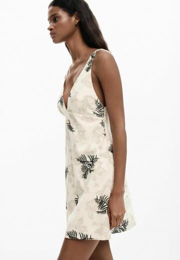 Короткое платье