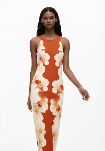 Платье футляр