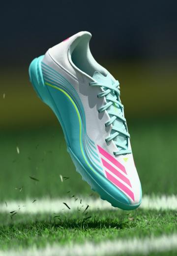 Футбольные бутсы