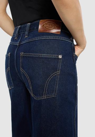 Прямые джинсы