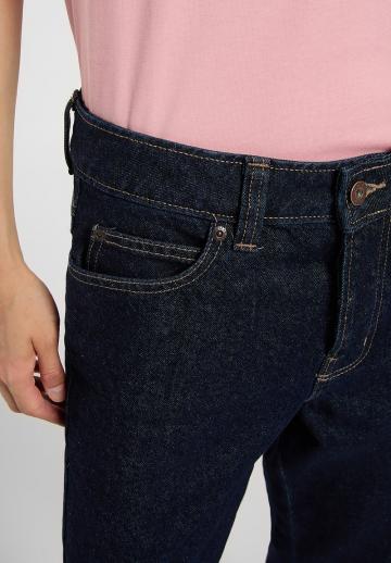 Клешеные брюки