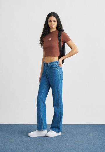 Клешеные брюки