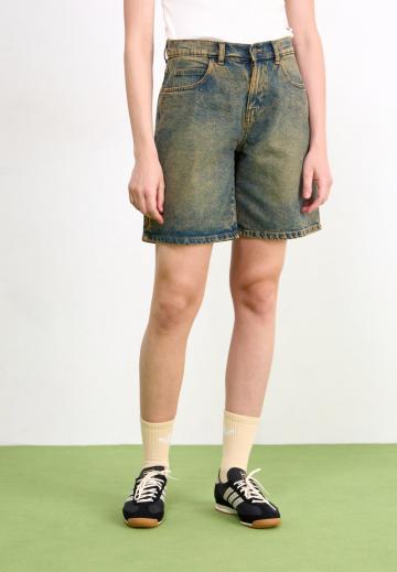Джинсовые шорты