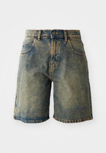 Джинсовые шорты