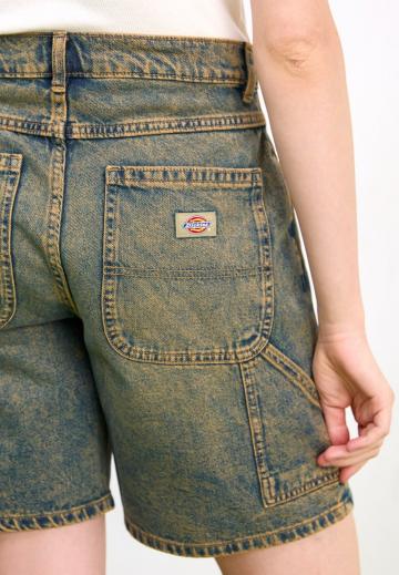 Джинсовые шорты