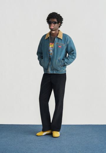 Джинсовая куртка