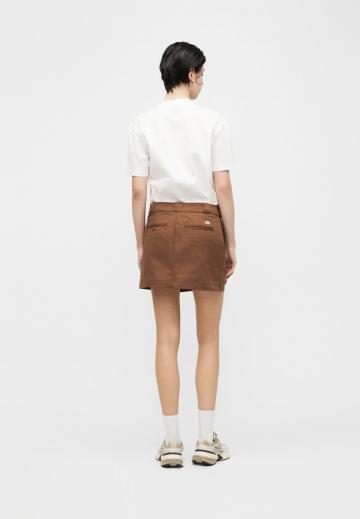 Юбка с накладными карманами