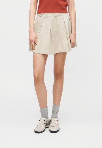 Юбка с накладными карманами