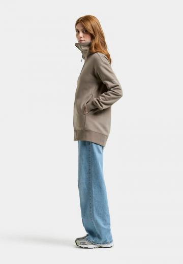 Спортивная толстовка